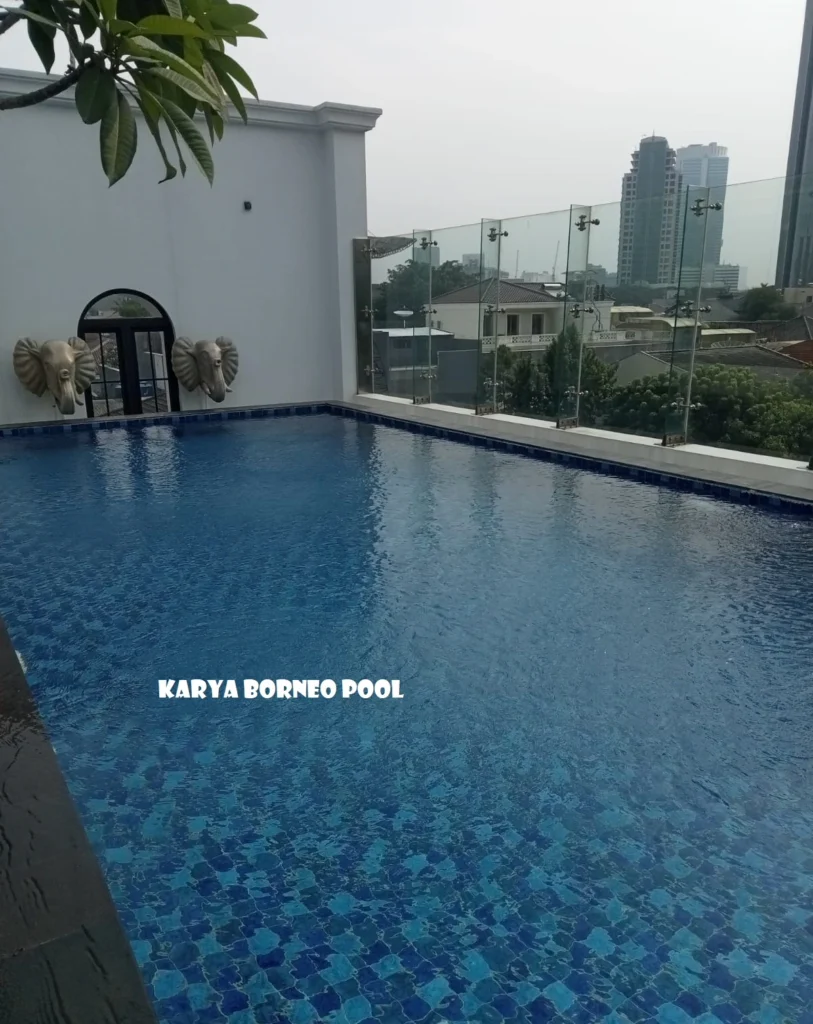 Merawat-Kolam-Renang-Sebelum-dan-Sesudah-Hujan-Turun