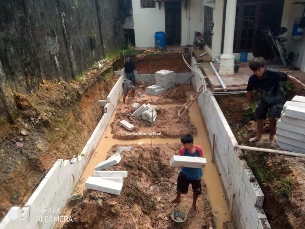 Pemasangan Hebel untuk DInding Kolam Renang