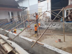 Seberapa Kedalaman Untuk Membuat Kolam Renang?